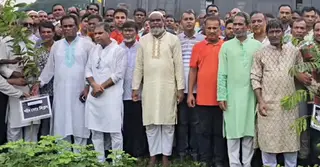 টাঙ্গাইলে শহিদদের স্মরণে কৃষকদলের বৃক্ষরোপণ